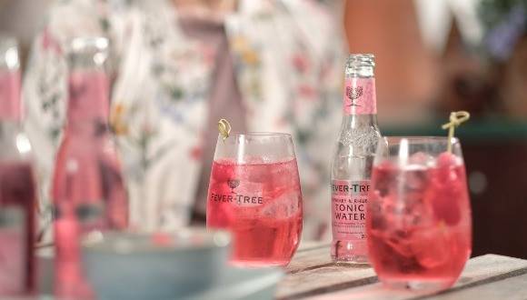 Pinke Drinks zum Muttertag