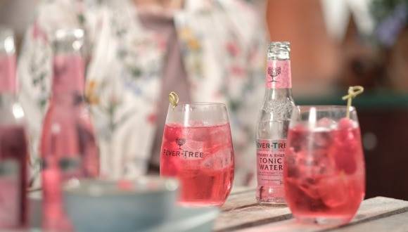 Pinke Drinks zum Muttertag